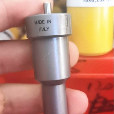 DAIHATSU 6Silk-20 Nozzle DLF140TE3210 E205650320A Marine Diesel Parts